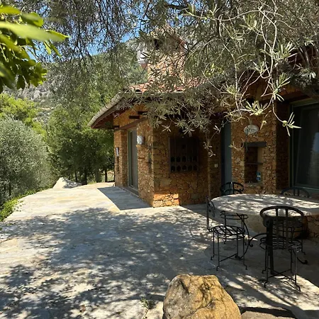 Montenegro Stone * Φετιγιέ